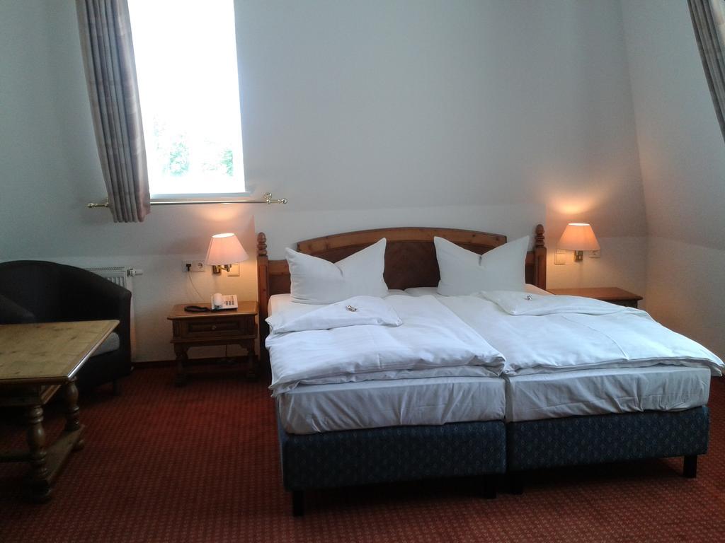 Garni-Hotel Zum Alten Ratskeller Vetschau Room photo